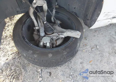 2022 Volvo Xc60 B5 Momentum z USA, uszkodzony, nr VIN YV4L12RK2N1091376